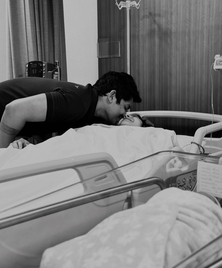 अभिनेत्री आइमा रोसमी सेबेस्टियन और उनके पति केविन पॉल ने एक बेटी को जन्म दिया है 56814
