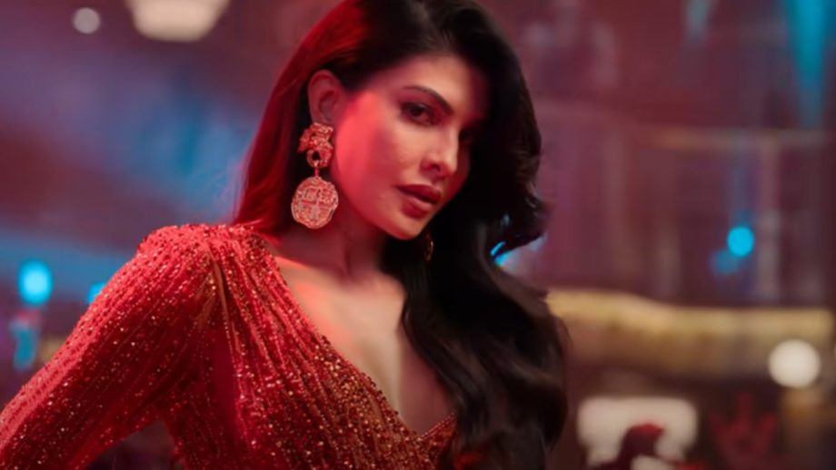 जैकलीन फर्नांडीज़ के फैंस ने ट्रोलर्स को दिया करारा जवाब, बोले – ‘Laal Pari’ में दिखीं असली क्वीन की झलक!