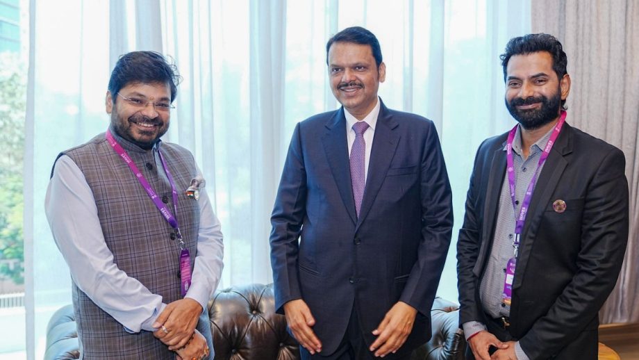 नागपुर में बनेगा विश्व का सबसे बड़ा सिनेमा, फिल्म प्रोड्यूसर्स अभिषेक अग्रवाल और विक्रम रेड्डी ने Waves 2025 में की घोषणा!