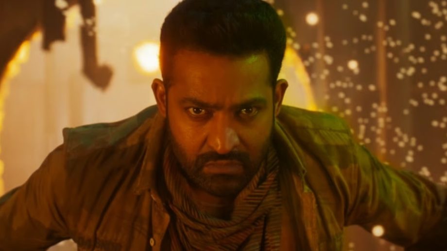 IPL फिनाले में NTR स्टारर ‘वॉर 2’ की झलक देख फैन्स हुए क्रेजी IPL फिनाले में NTR स्टारर ‘वॉर 2’ की झलक देख फैन्स हुए क्रेजी