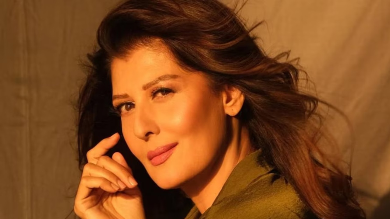 संगीता बिजलानी के पुणे फार्महाउस में चौंकाने वाली चोरी: संपत्ति लूटी गई, सीसीटीवी तोड़े गए, पुलिस जांच शुरू हुई