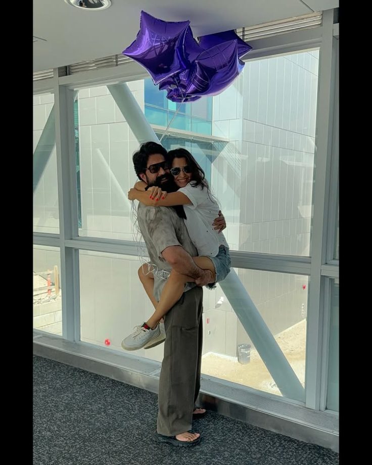यश और राधिका पंडित का आरामदायक अवकाश क्षण ऑनलाइन दिलों को पिघला देता है! 58287
