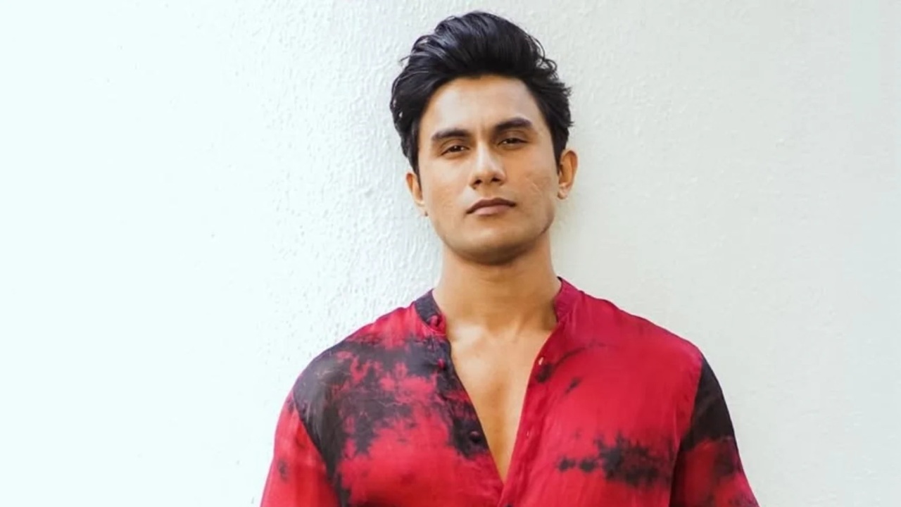 ऋत्विक भौमिक का बॉलीवुड डेब्यू 90 के दशक के आगरा में ‘अभूतपूर्व’ से हुआ