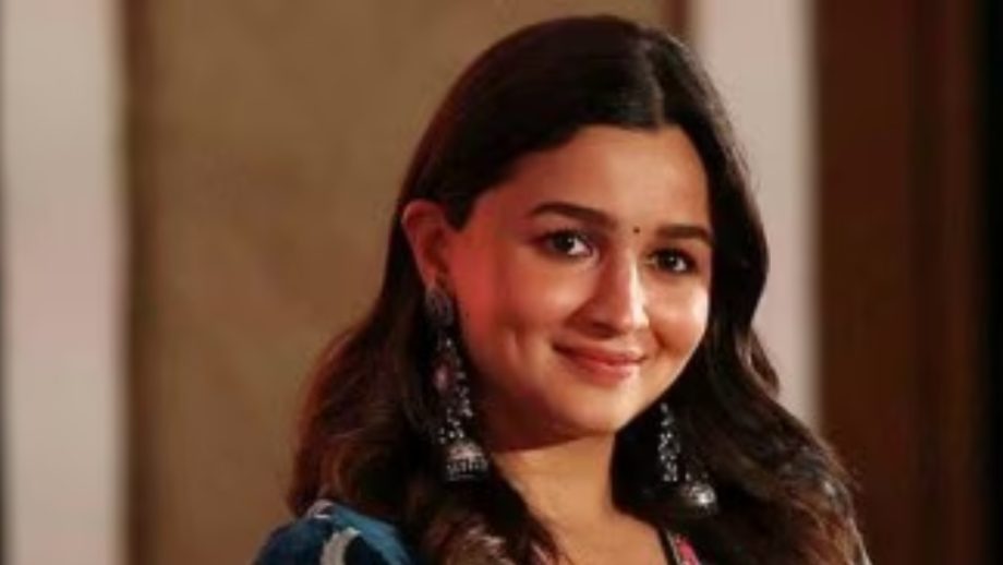 ‘क्या हम आगे बढ़ सकते हैं?’: काजोल और ट्विंकल चैट शो में आलिया भट्ट ने एक्स के सवालों को बहुत ज्यादा टाल दिया