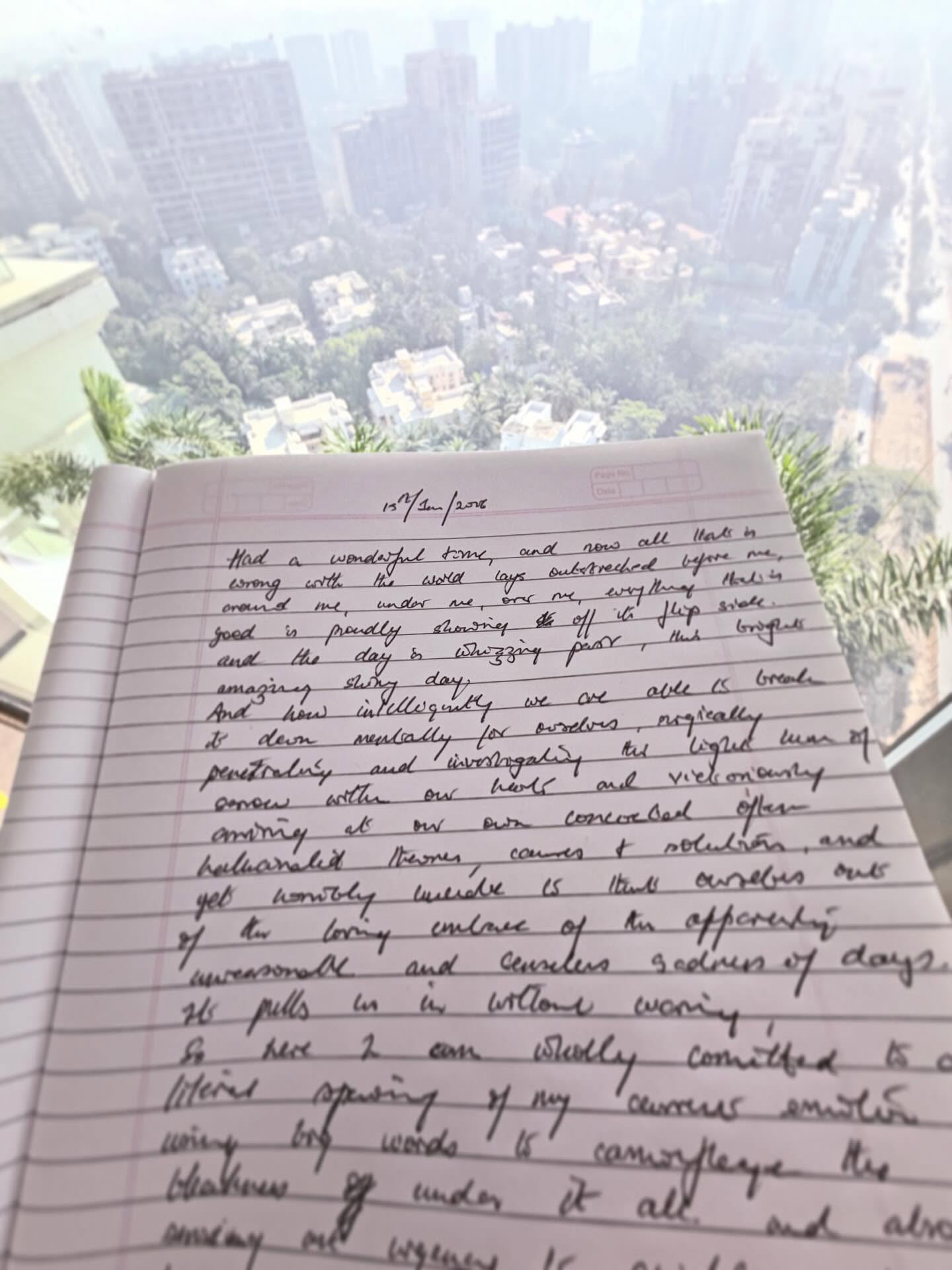 ऋतिक रोशन गुरुवार को निरर्थक टिप्पणी के साथ आत्मनिरीक्षण करते हैं [पढ़ें] 61737