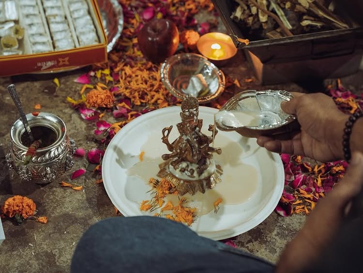 तुम्बाड 2 की शुरुआत गणेश पूजा के साथ हुई, सोहम शाह ने शेयर की मुहूर्त की तस्वीरें 63056