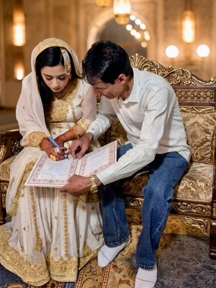 उर्मिला मातोंडकर से अलग होने के दो साल बाद मोहसिन अख्तर ने निधा भट्ट से शादी की 63971