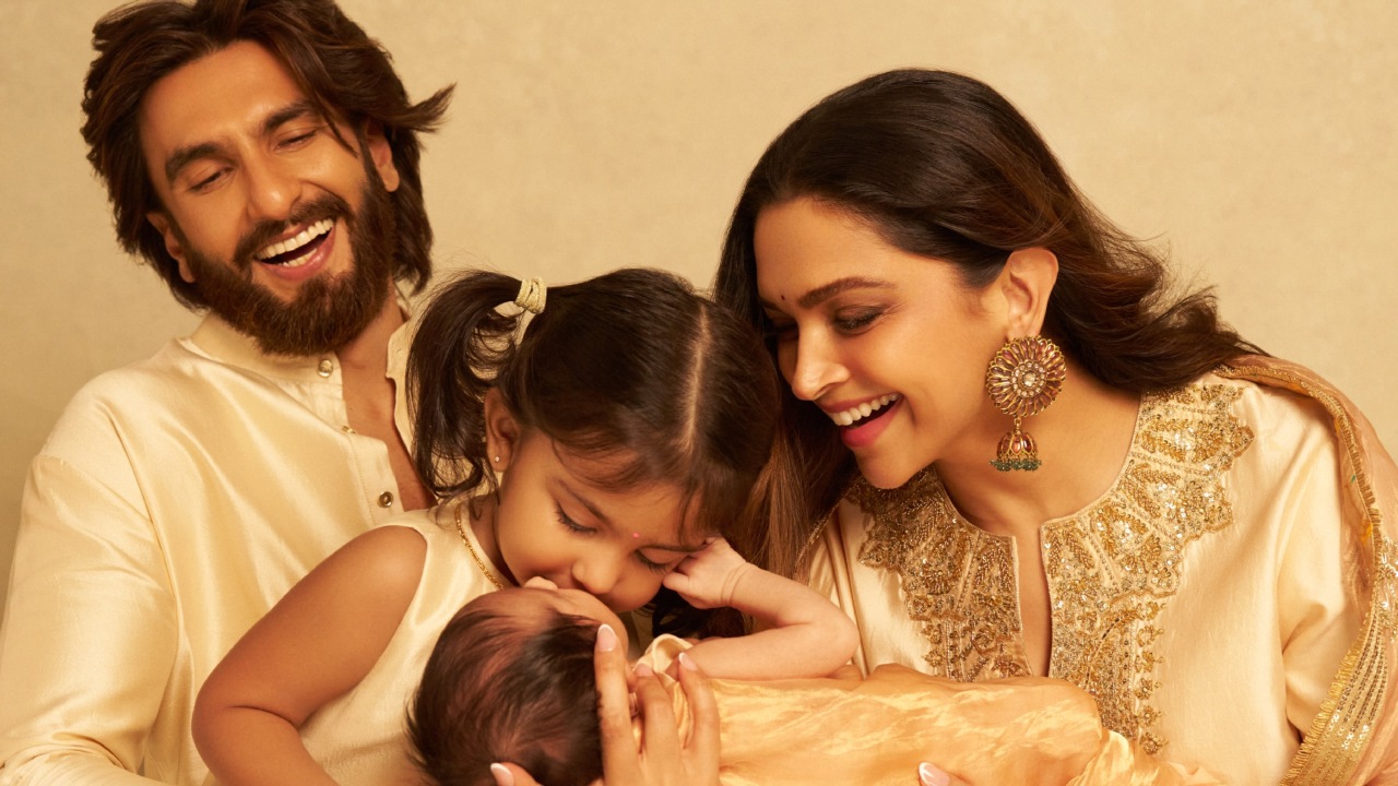 दीपिका पादुकोण और रणवीर सिंह ने शुभ दशहरा के मौके पर अपनी दूसरी बेटी का नाम 'देवी' रखा है।